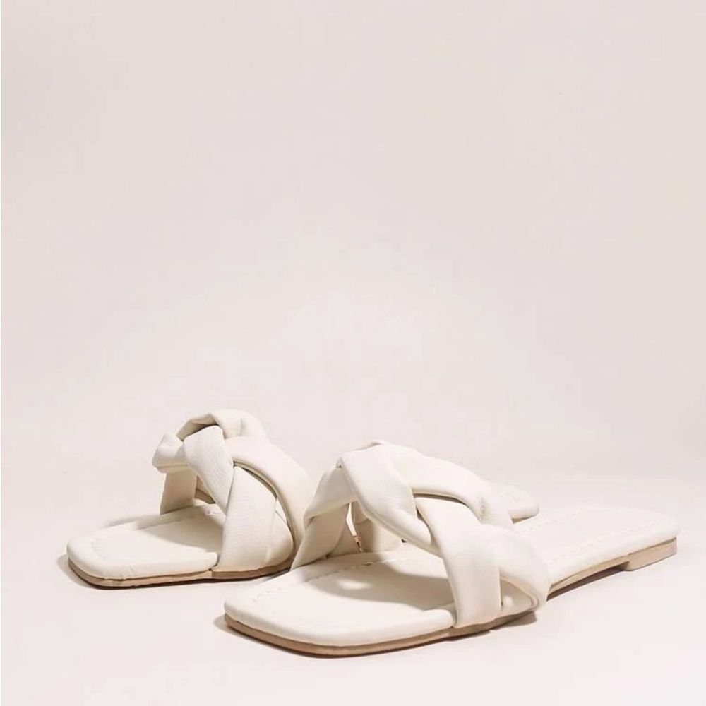 Sandals - Picture 5 of 5